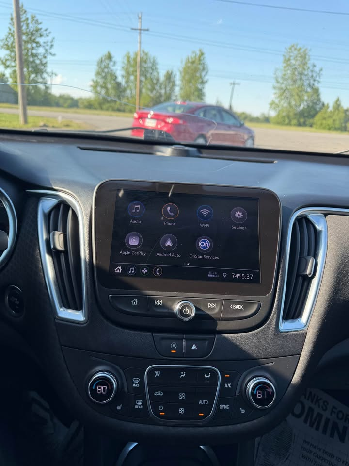 2020 Chevrolet Malibu thumbnail 9