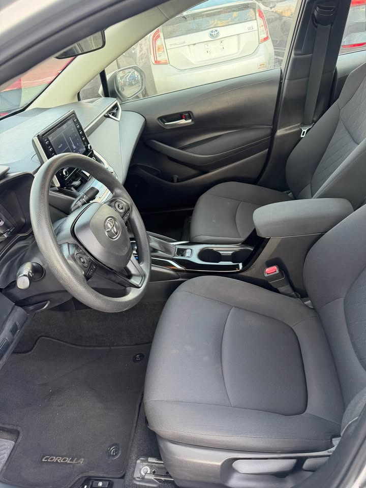 2020 Toyota Corolla thumbnail 4