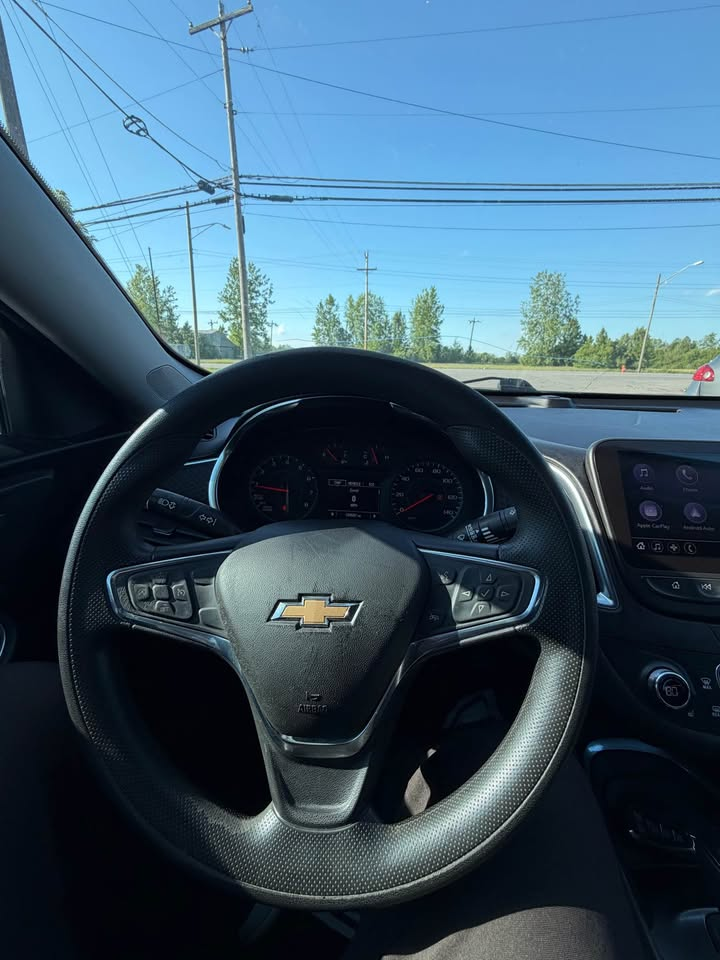 2020 Chevrolet Malibu thumbnail 7
