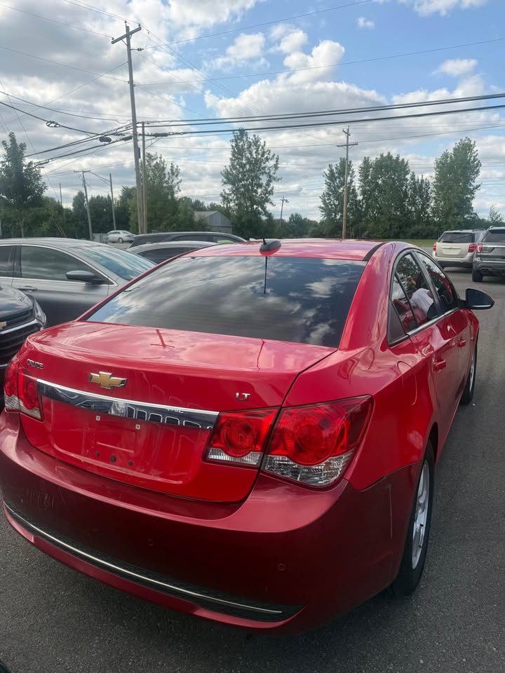 2016 Chevrolet Cruze Limited thumbnail 6