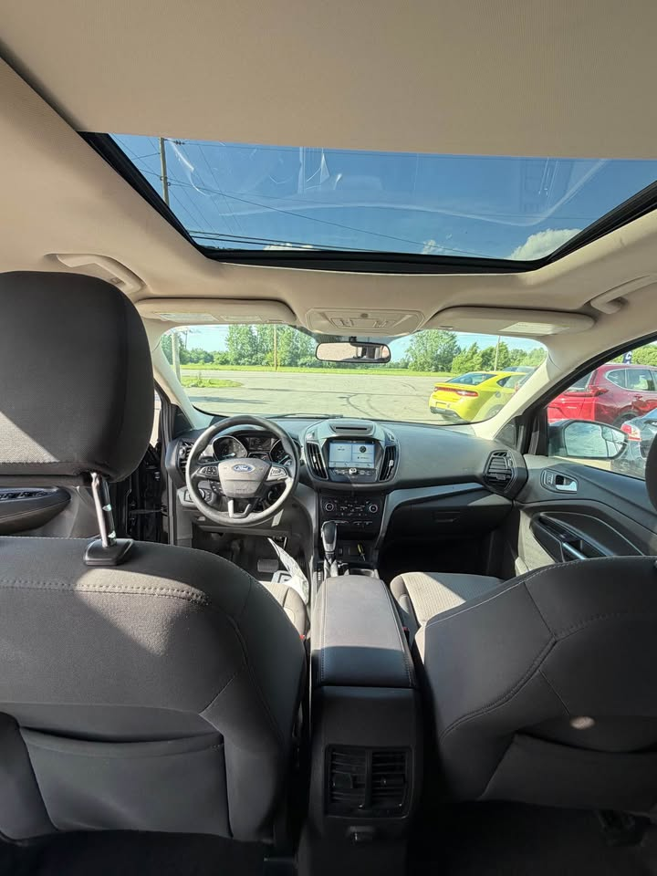 2018 Ford Escape thumbnail 4
