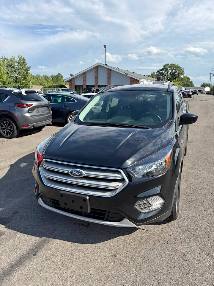 2018 Ford Escape thumbnail 2