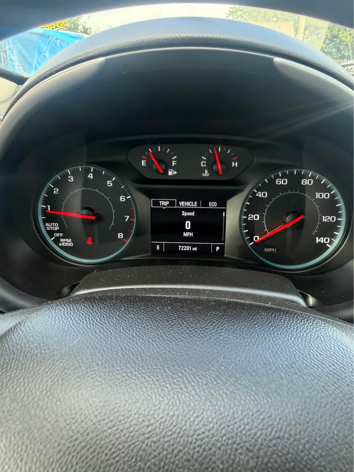 2018 Chevrolet Malibu thumbnail 4
